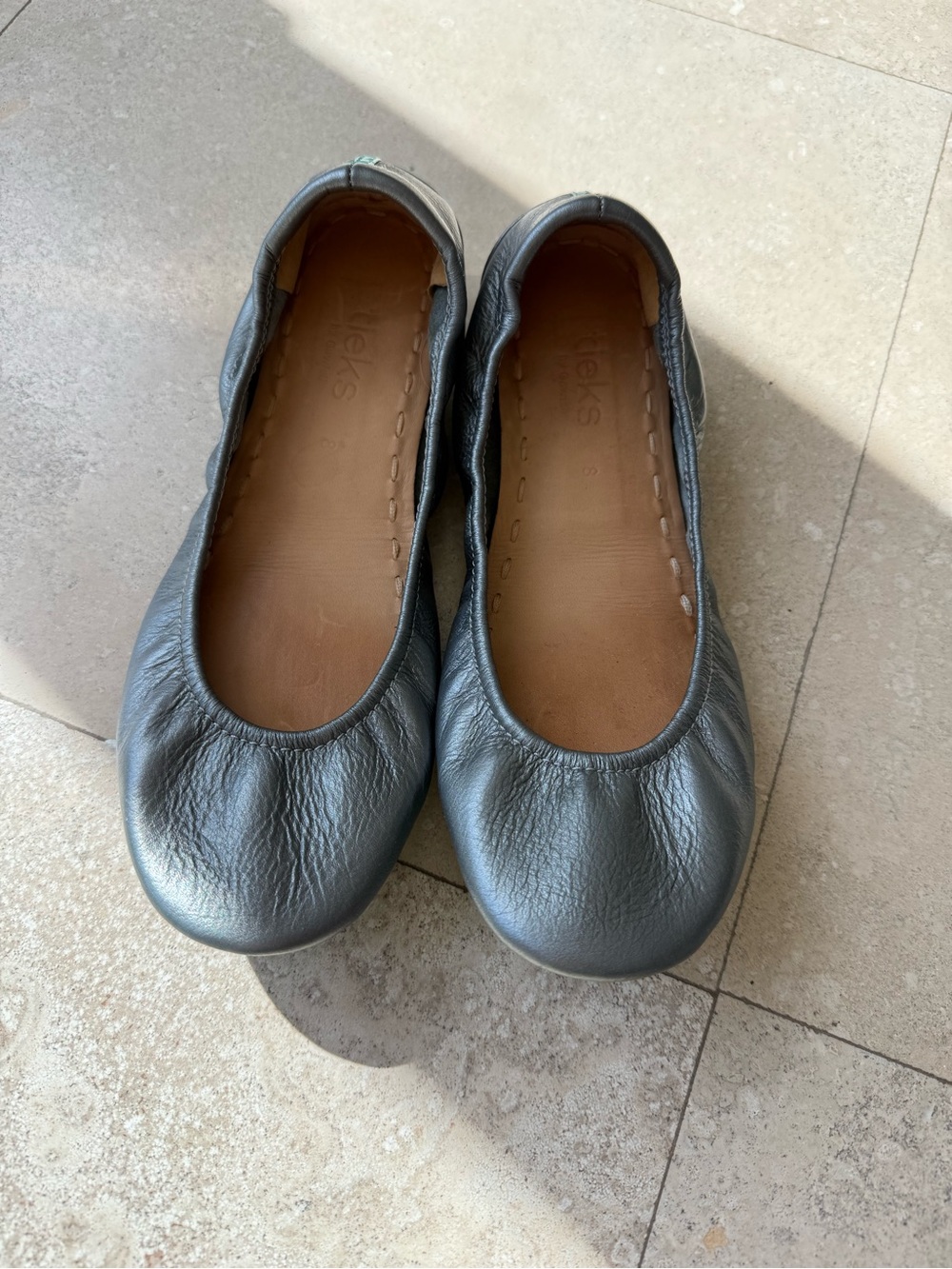 Tieks Metallic Silver Pewter Leather Ballet Flats Size 8